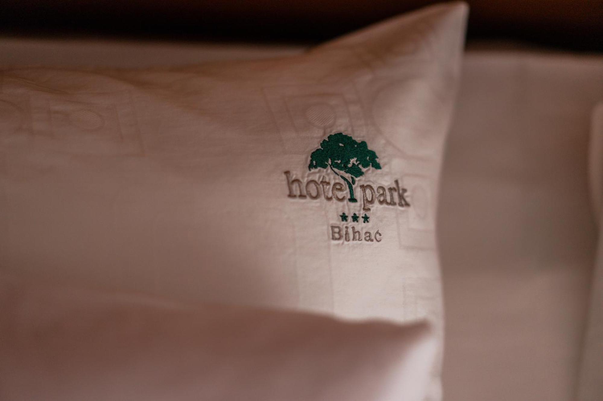 Park Hotel Bihać Exteriör bild