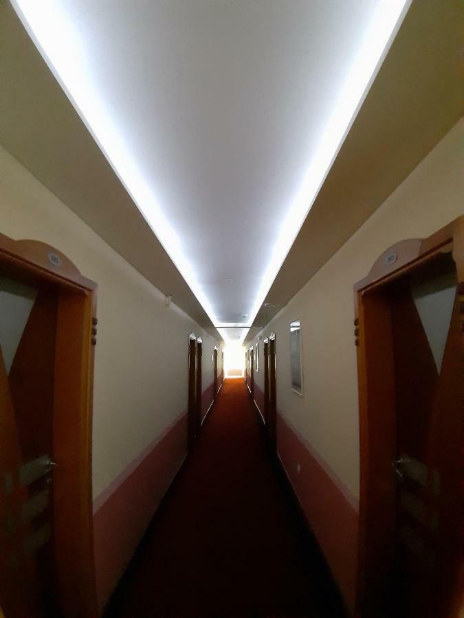 Park Hotel Bihać Exteriör bild