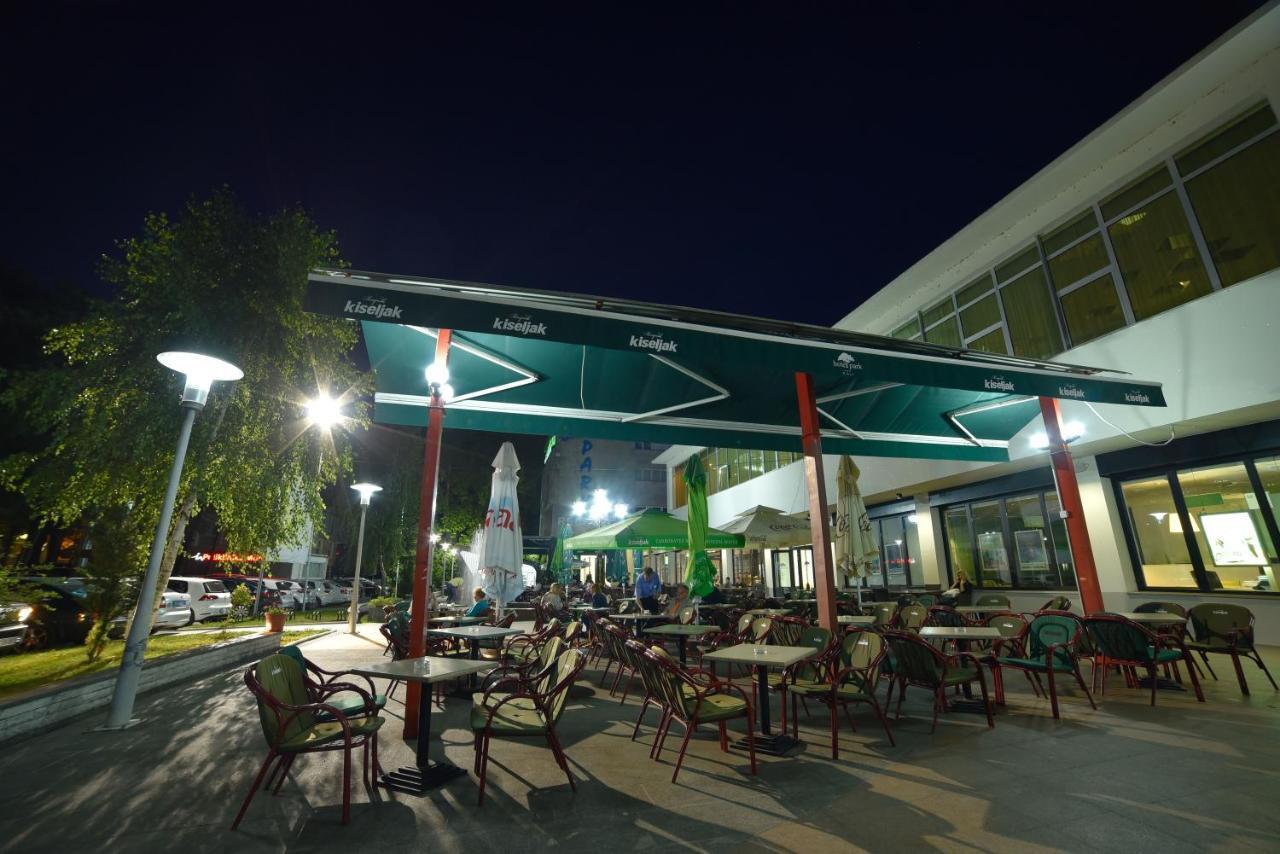 Park Hotel Bihać Exteriör bild